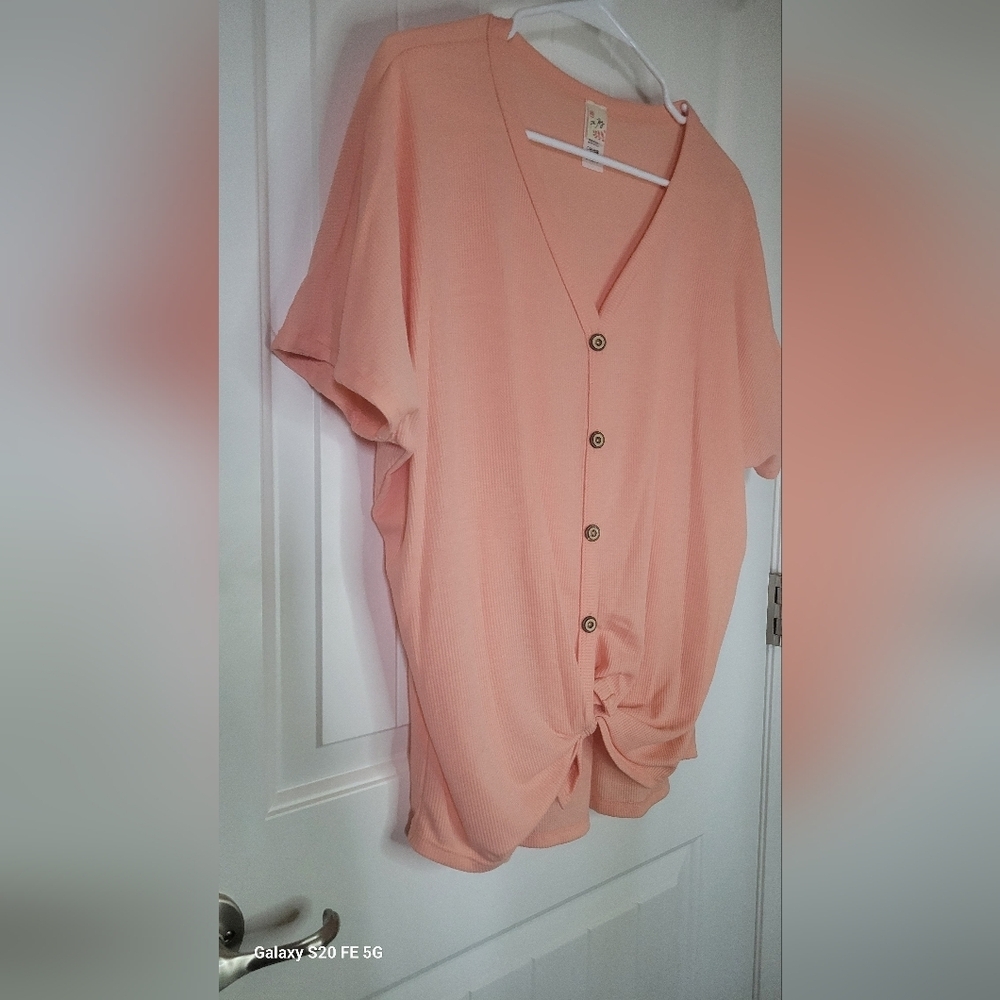 7th Ray Button-Down Top